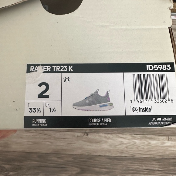 BRAND NEW* Adidias Racer TR23K Shoe - Picture 3 of 4